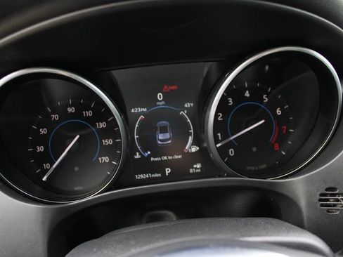 Used 2018 Jaguar F-PACE Prestige image 22