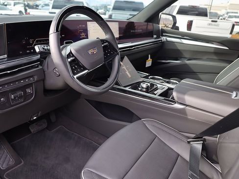 Used 2026 Cadillac Escalade ESV Sport w/ Touring Package image 12