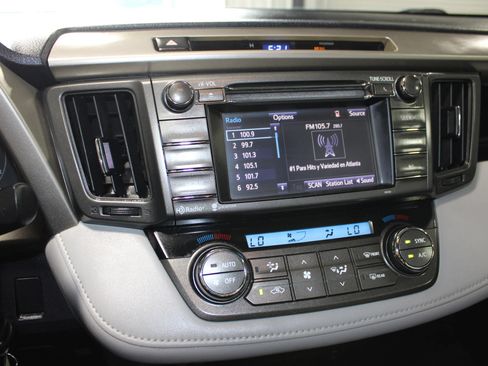 Used 2014 Toyota RAV4 XLE FWD image 14