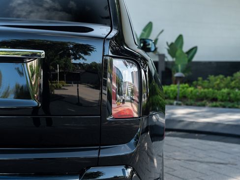 Used 2025 Rolls-Royce Cullinan image 50