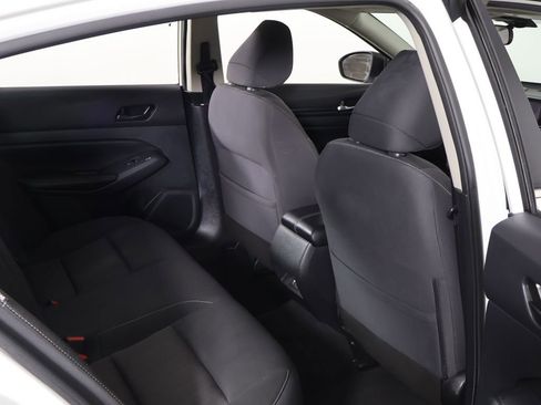 Used 2025 Nissan Altima 2.5 SV image 24