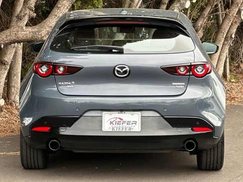 Used 2025 MAZDA MAZDA3 Hatchback w/Premium Plus Pkg image 5