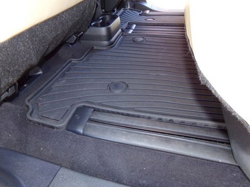 Used 2024 Toyota Sienna XLE image 63