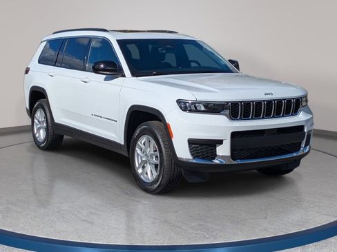 New 2025 Jeep Grand Cherokee L Laredo w/ Trailer Tow Package AWD/4WD image 3