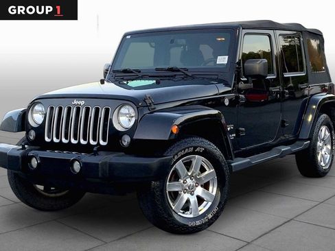 Used 2016 Jeep Wrangler Unlimited Sahara w/ Connectivity Group AWD/4WD image 1