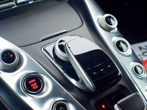 Used 2018 Mercedes-Benz AMG GT Roadster image 39