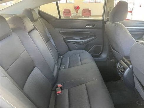 Used 2019 Nissan Altima 2.5 SV FWD image 20