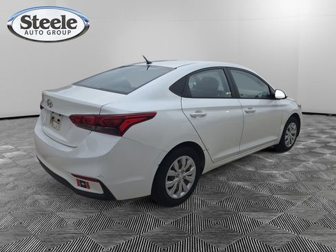 Used 2020 Hyundai Accent SE image 5