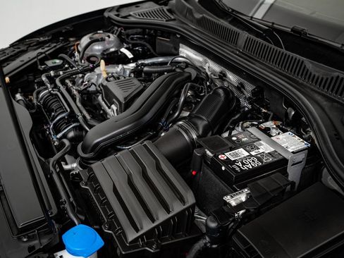 Used 2025 Volkswagen Jetta Sport image 42