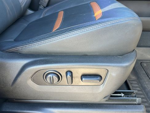 Used 2021 GMC Sierra 1500 AT4 w/ AT4 Value Package image 24