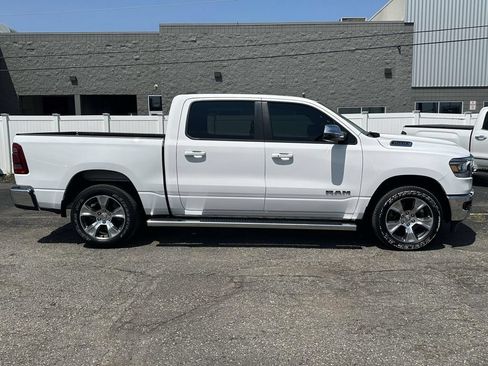 Used 2023 RAM 1500 Laramie AWD/4WD image 2