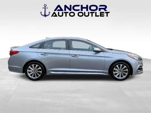 Used 2017 Hyundai Sonata Sport w/ Value Edition Package 02 FWD image 9