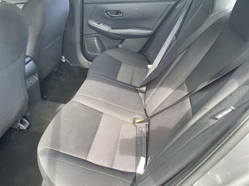 Used 2024 Nissan Sentra SV FWD image 18