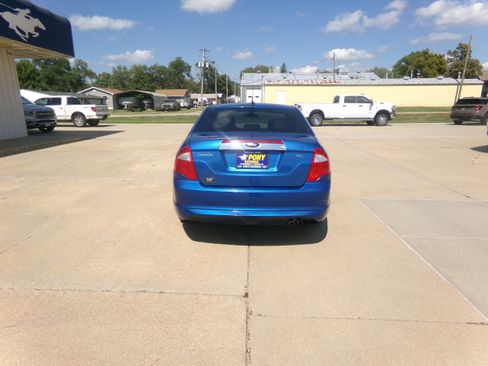 Used 2011 Ford Fusion SEL FWD image 4