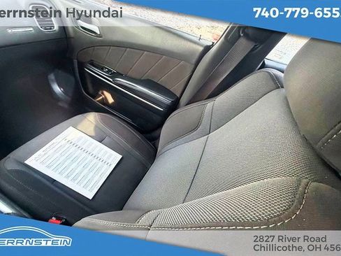 Used 2018 Dodge Charger R/T image 11