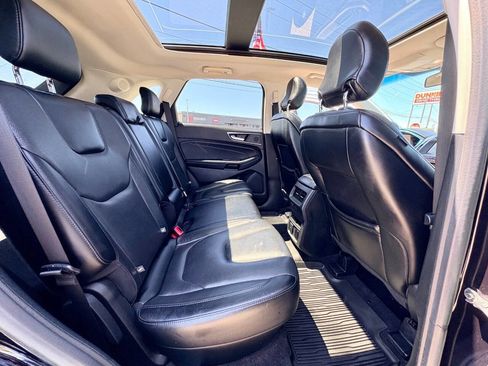 Used 2019 Ford Edge Titanium w/ Equipment Group 301A AWD/4WD image 28