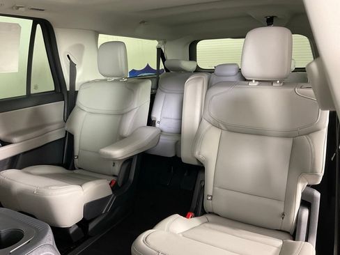 New 2027 Ford Expedition Max Active RWD image 16