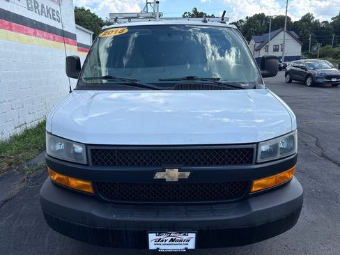 Used 2018 Chevrolet Express 2500 w/ Safety Package RWD image 2