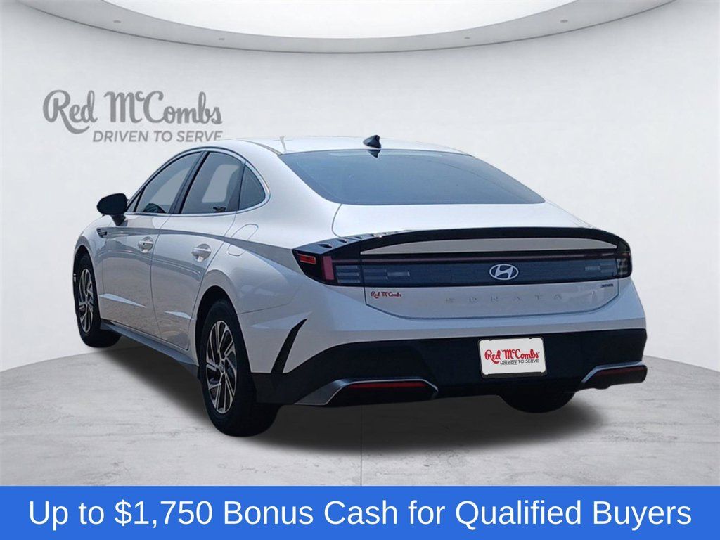 New 2026 Hyundai Sonata Blue FWD image 4