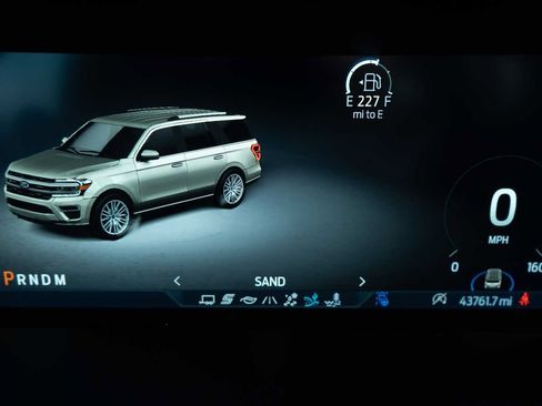 Used 2023 Ford Expedition Platinum AWD/4WD image 34