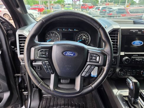 Used 2020 Ford F150 XLT w/ Equipment Group 302A Luxury AWD/4WD image 6