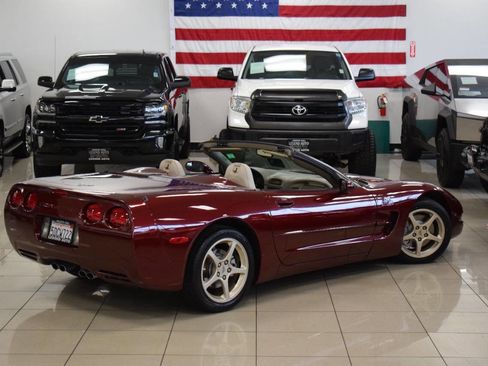 Used 2003 Chevrolet Corvette Convertible w/ Preferred Equipment Group1 image 24