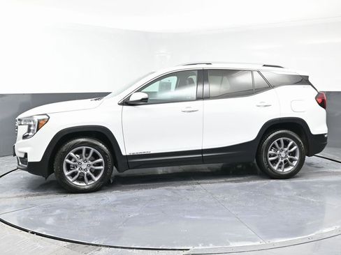 Used 2024 GMC Terrain SLT image 6