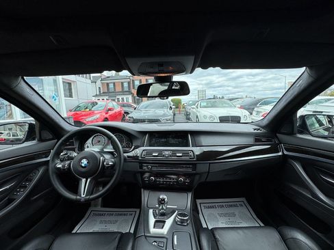 Used 2014 BMW M5 image 20