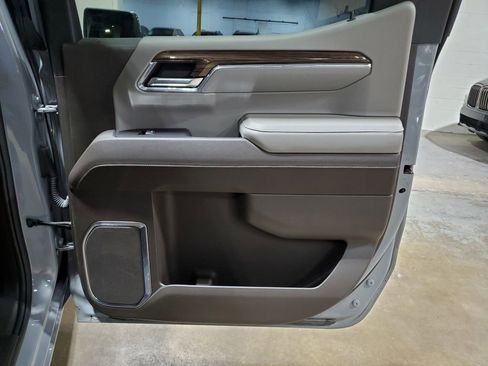 Used 2024 Chevrolet Silverado 1500 LT RWD image 35