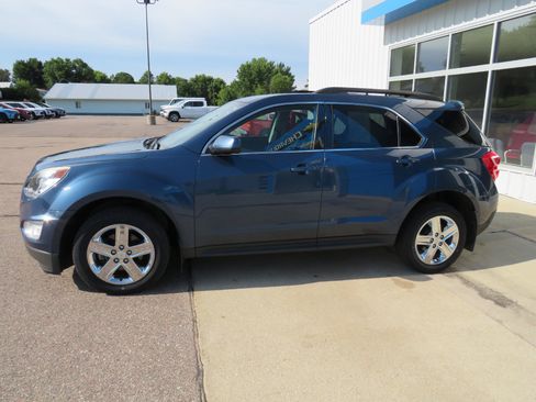 Used 2016 Chevrolet Equinox LT w/ Convenience Package FWD image 1