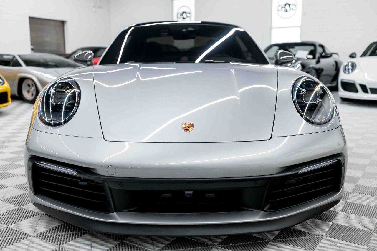 Used 2023 Porsche 911 Carrera T RWD image 6