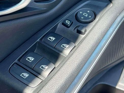 Used 2022 BMW 330i xDrive Sedan w/ Premium Package 2 image 24