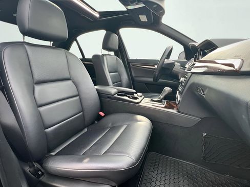 Used 2014 Mercedes-Benz C 250 Sedan image 28