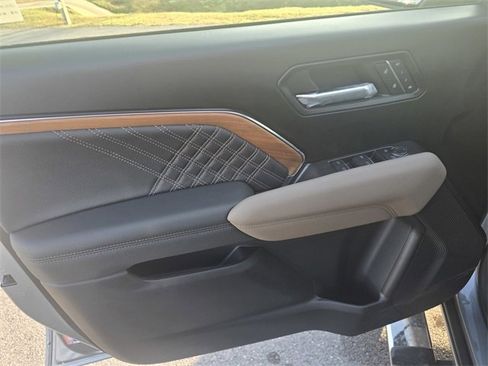 New 2026 GMC Canyon Denali image 21