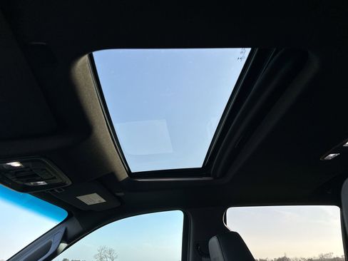 Used 2021 GMC Sierra 1500 AT4 w/ AT4 Preferred Package image 22