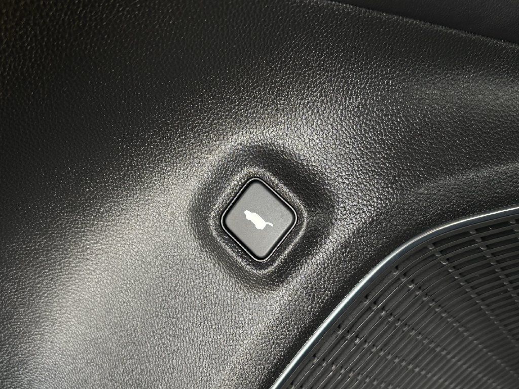 Used 2023 Acura MDX A-Spec AWD/4WD image 23