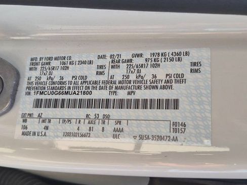 Used 2021 Ford Escape SE w/ Convenience Package FWD image 23
