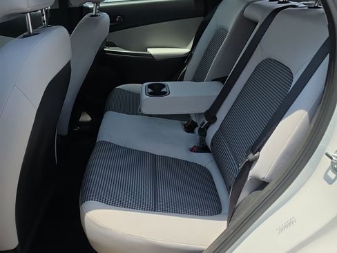 Certified 2023 Hyundai Kona SE FWD image 15