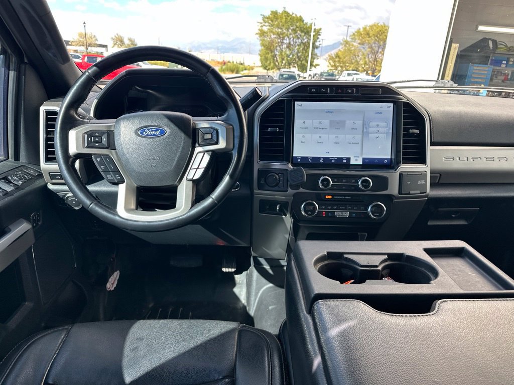 Used 2022 Ford F350 Lariat w/ Lariat Ultimate Package AWD/4WD image 11