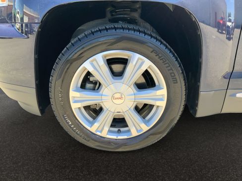 Used 2017 GMC Terrain SLE FWD image 37