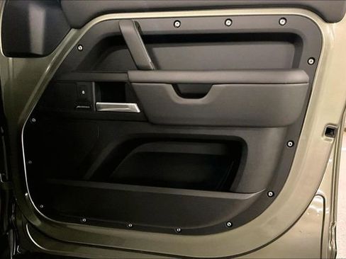 Certified 2025 Land Rover Defender 130 S image 27