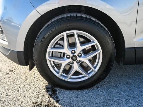 Used 2024 Ford Edge SEL w/ Convenience Package image 12