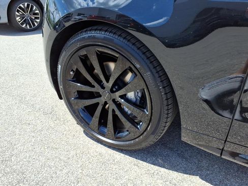 New 2026 Land Rover Range Rover Sport Dynamic SE AWD/4WD image 9