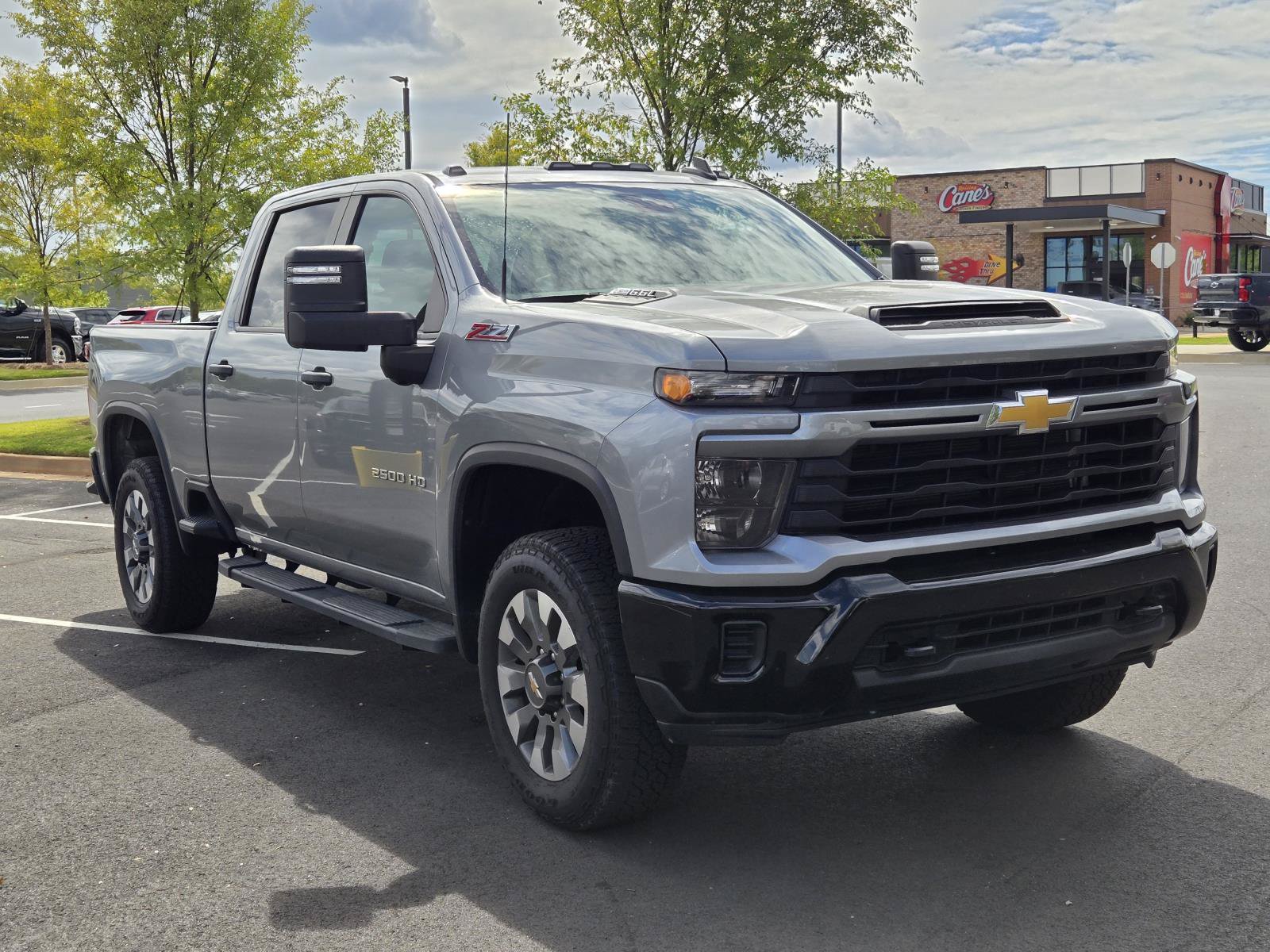 Used 2024 Chevrolet Silverado 2500 Custom w/ Custom Value Package AWD/4WD image 4