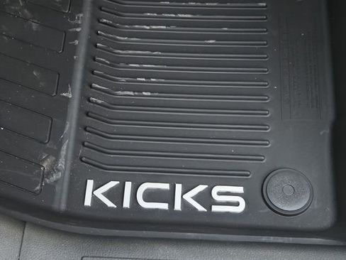 New 2026 Nissan Kicks SR w/ Cold Weather Package image 34