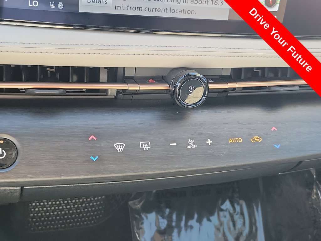 Used 2024 Nissan Ariya FWD image 12