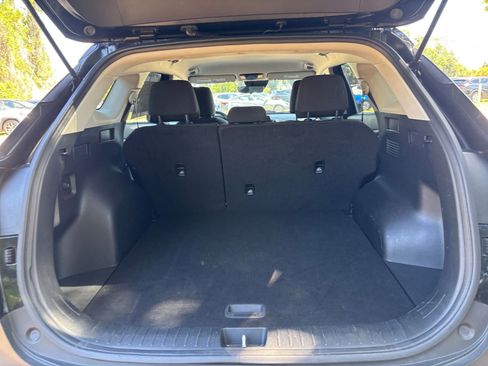 Used 2025 Kia Sportage LX FWD image 31