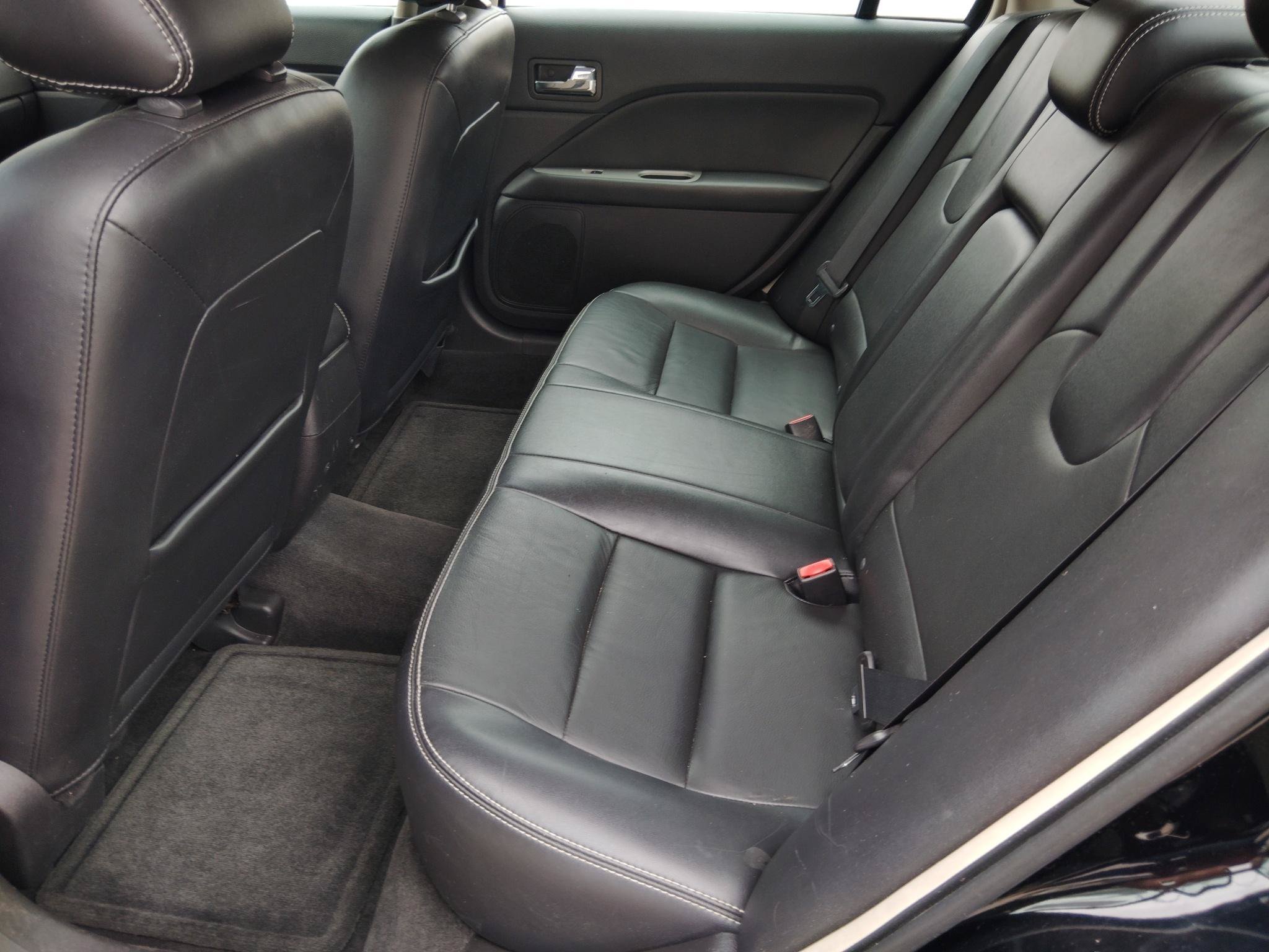 Used 2012 Ford Fusion SEL FWD image 24