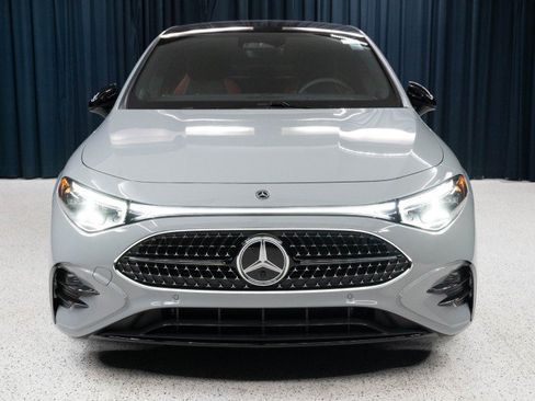 New 2027 Mercedes-Benz CLA 220 image 2
