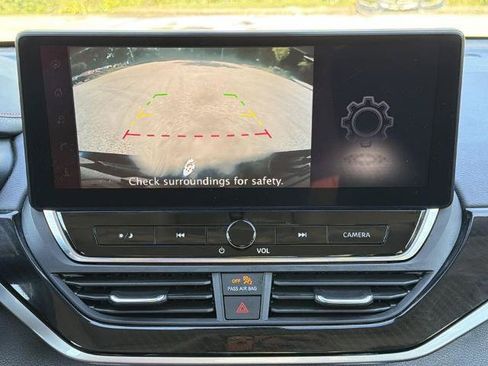 Certified 2025 Nissan Altima 2.5 SR w/ SR Premium Package FWD image 5